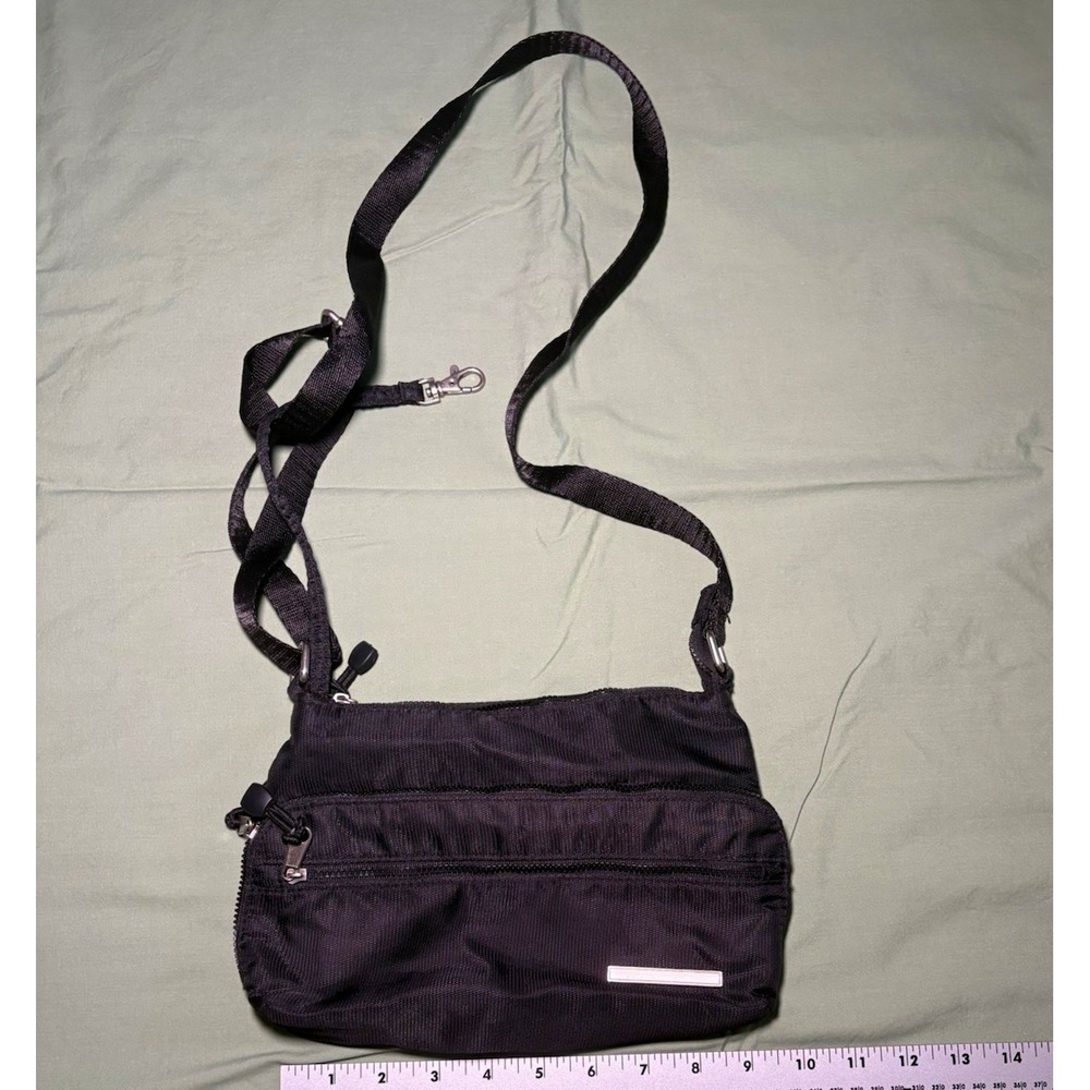 Women's Small Black Crossbody Bag Adjustable Strap Multi Zip Pockets Burgundy